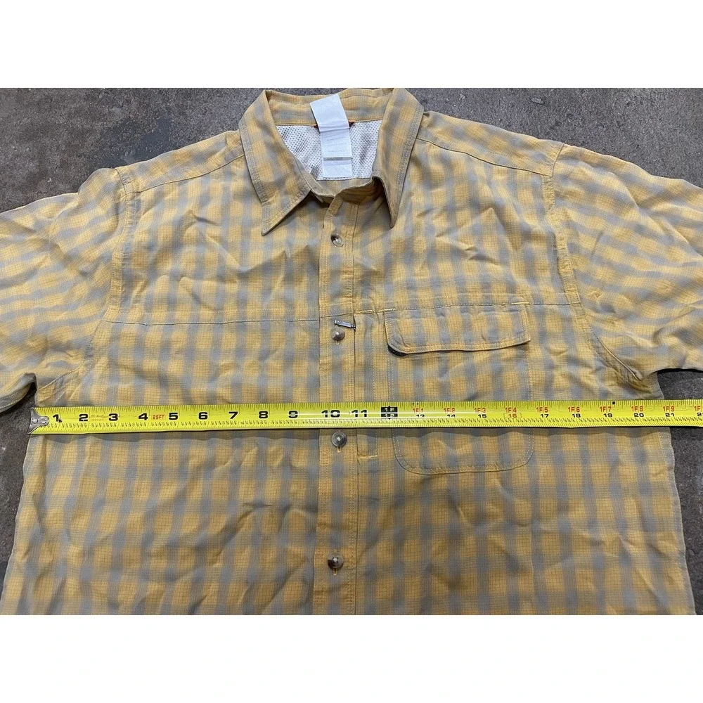 The‎ North Face Shirt Mens Medium Yellow Check Short Sleeve Button Up Hiking